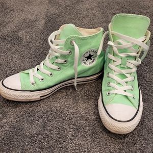Bright/Lime Green Converse High Tops WO'S Size 7 MENS Size 5
